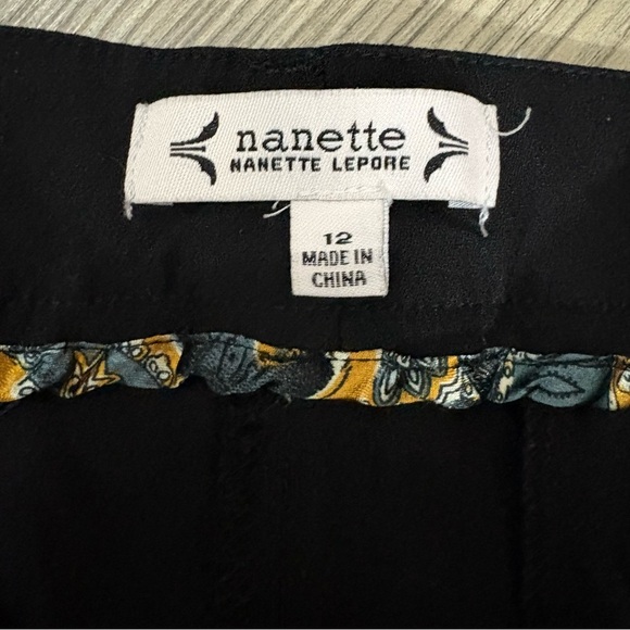 Nanette Lepore Womens Trouser Pants Tapered Leg Stretch Flat Front Black Size 12 - Picture 2 of 13